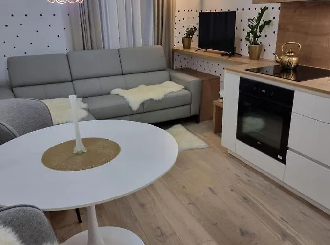 Apartma Larisa *